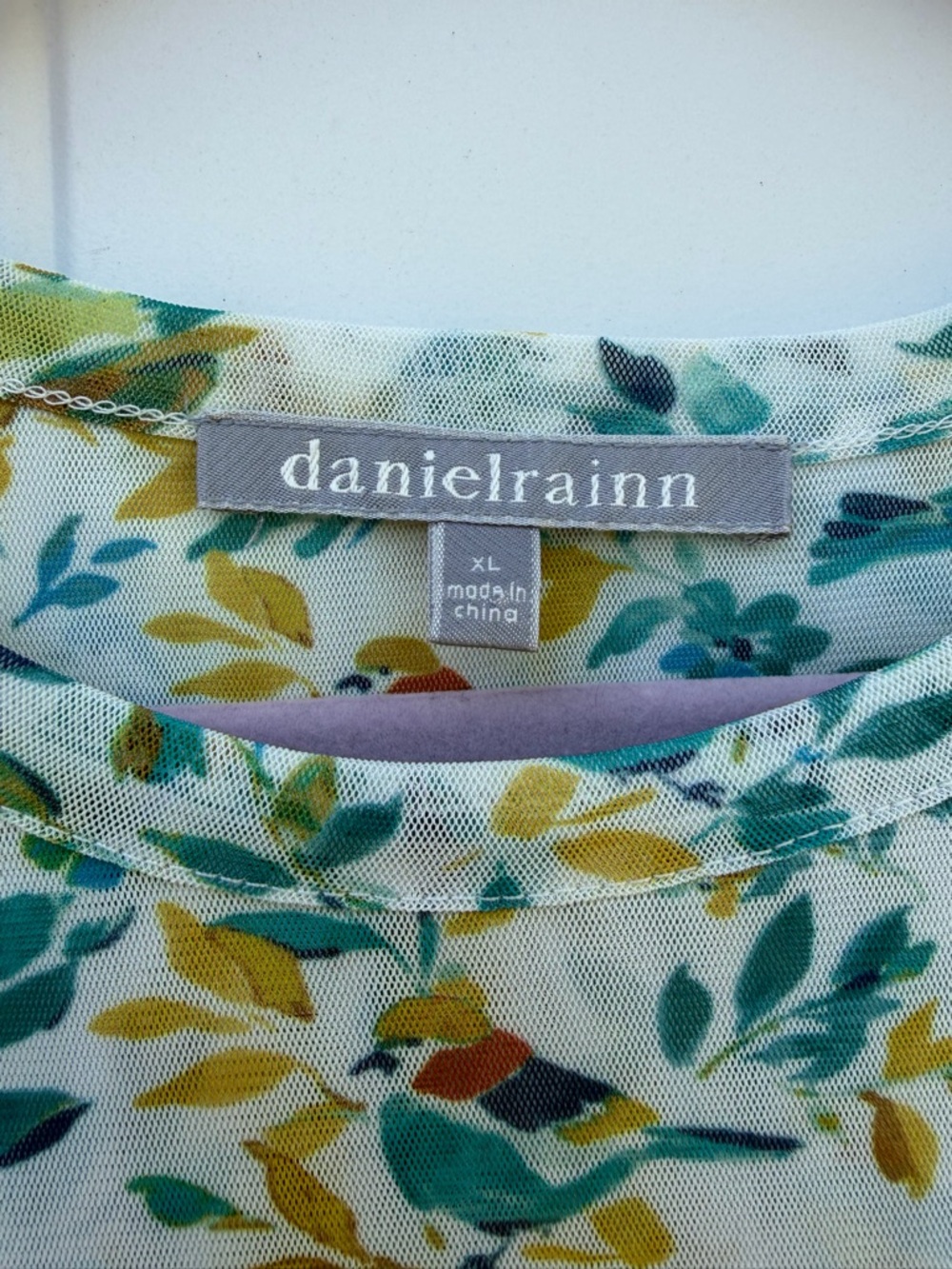 Daniel Rainn Cream Short Sleeve Bird & Floral Print Top - Picture 2 of 5